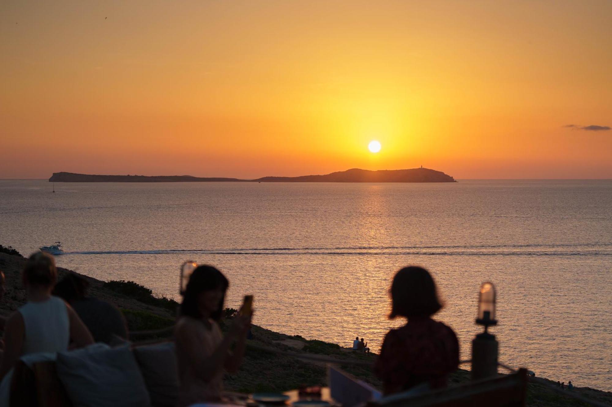 Hostal La Torre Ibiza Cap Negret (Adults Only) Sant Antoni de Portmany Exterior foto